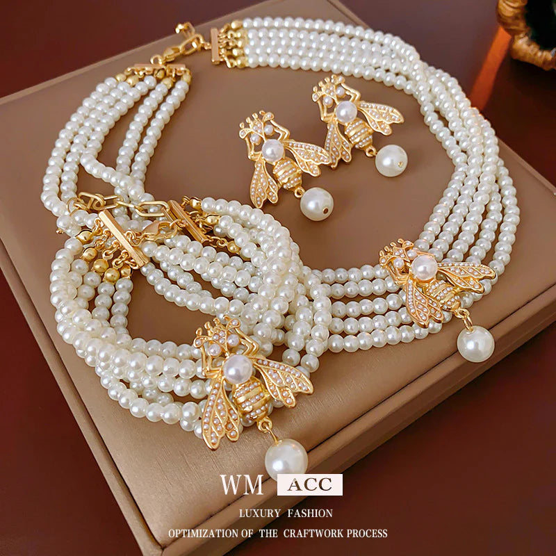 Women Luxurious Biggy Bear Bee Animal Artificial Pearl Jewelry Sets