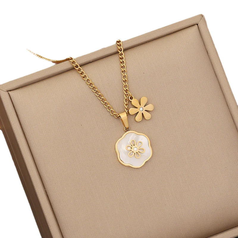 Fashion Little Daisy Stainless Steel Electroplating Pendants